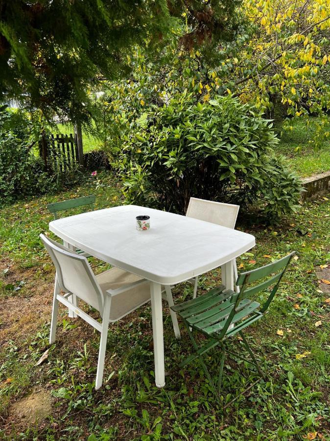 Les Cantinieres - Bourgoin Jallieu - Jardin Prive Ruy-Montceau Extérieur photo